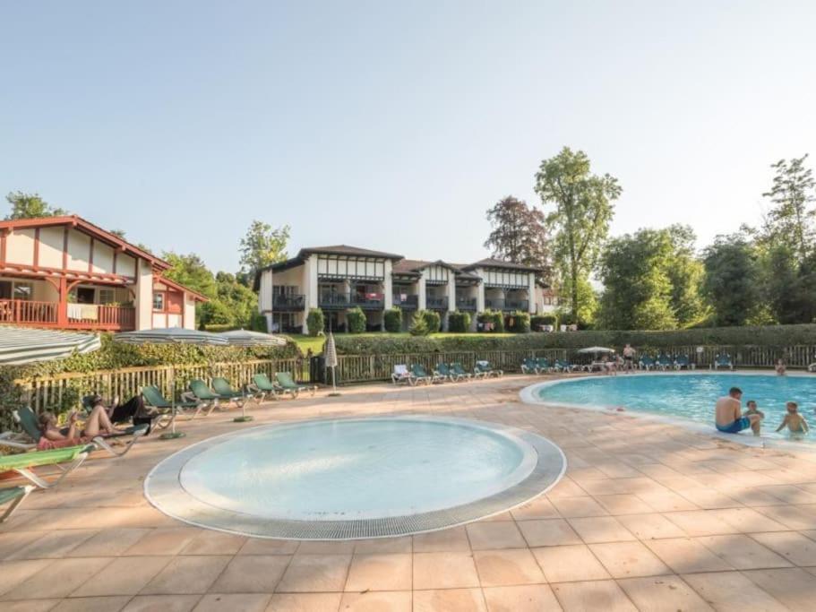 1-Appt Avec Piscine A St-Jean Pays-Basque Apartment Uhart-Cize Екстериор снимка